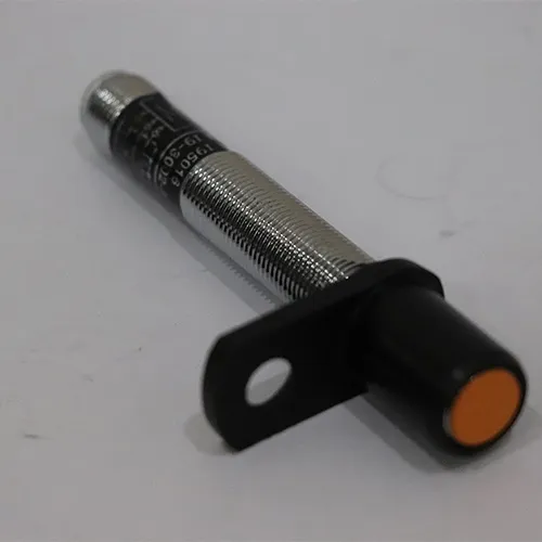 سنسور القاییی